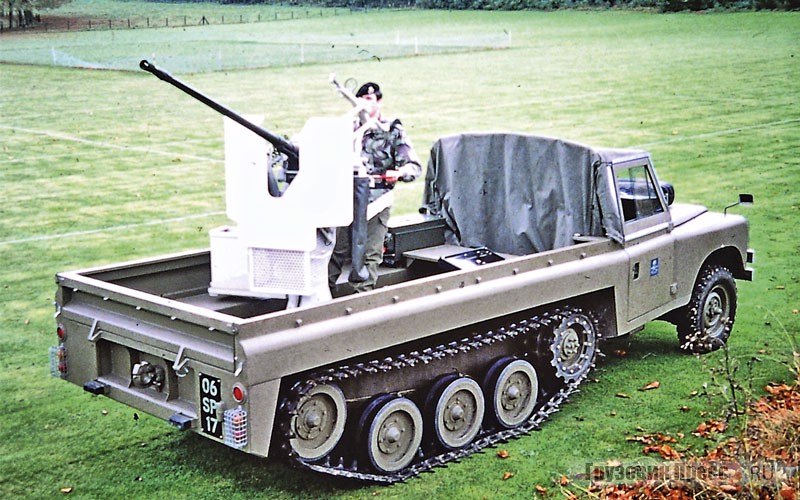 Centaur был впервые показан на Британской военной выставке в 1979 году. Построили 6 прототипов, один из них – с 20-мм автоматической пушкой Oerlikon