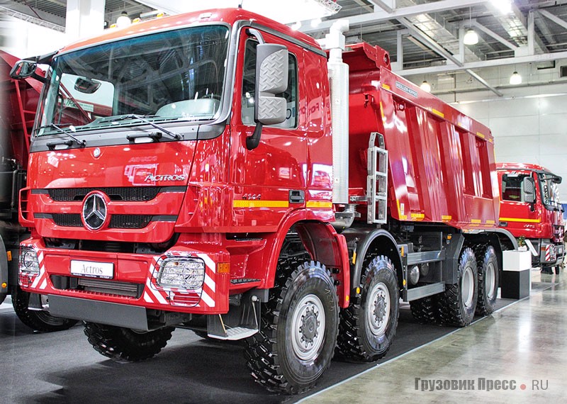 Общестроительный самосвал повышенной проходимости Meiller Kipper на шасси Mercedes-Benz Actros 4144 третьего поколения