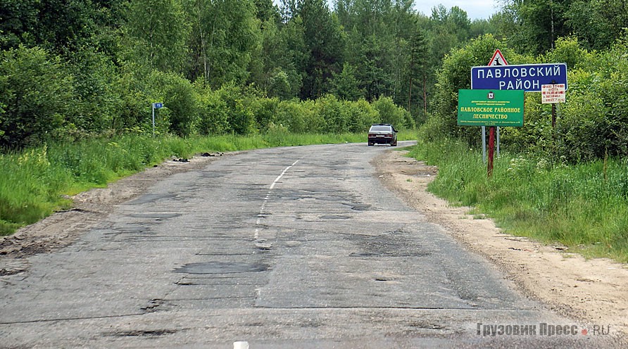 Вот так выглядит пограничная полоса, по мнению дорожников