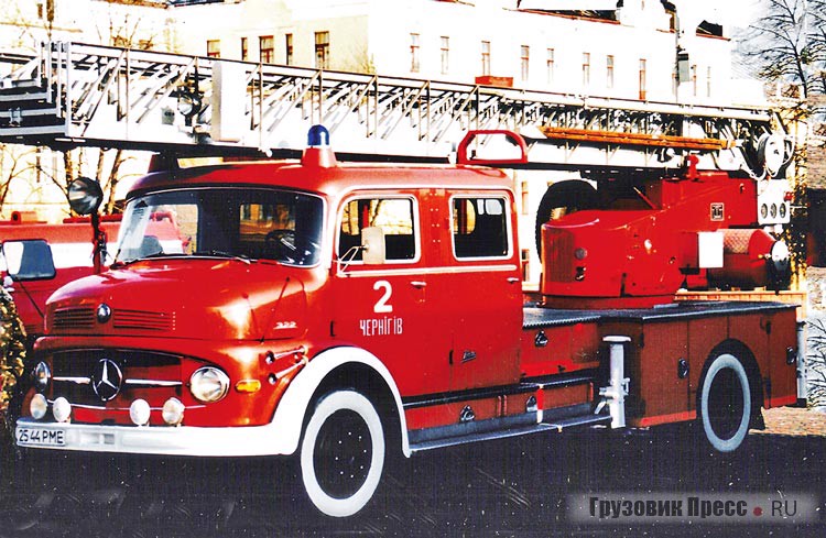 Пожарная автолестница DL-30 с двухрядной кабиной на шасси Mercedes-Benz LAF 322(1959–1963 гг.) из черниговского пожарного депо