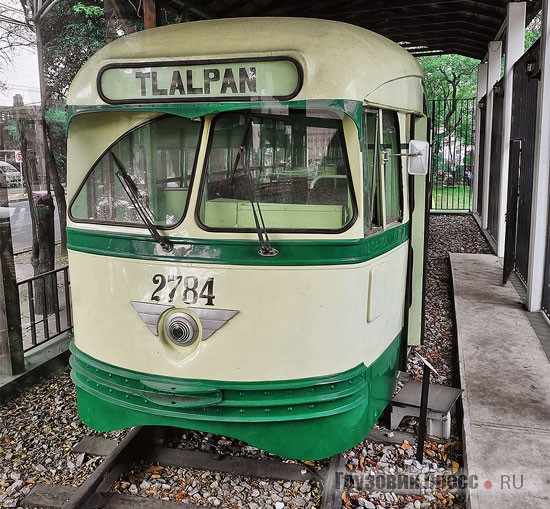 Вагон РСС St. Louis Car Company 1949 года. Вариант из Миннеаполиса отличается отделкой салона, работал в Мехико с 1954 г.