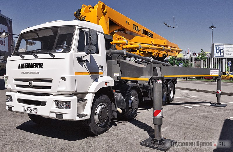 Бетононасос TZA-Liebherr АБН-37 (модель 58153С) на шасси КАМАЗ-6540-A4