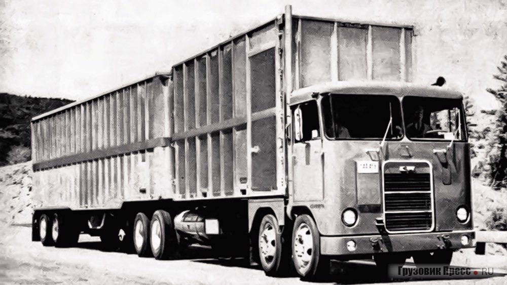 Автопоезд с тягачом Kenworth 844 (8х4) для компании Pacific Intermountain Express, 1956 г.