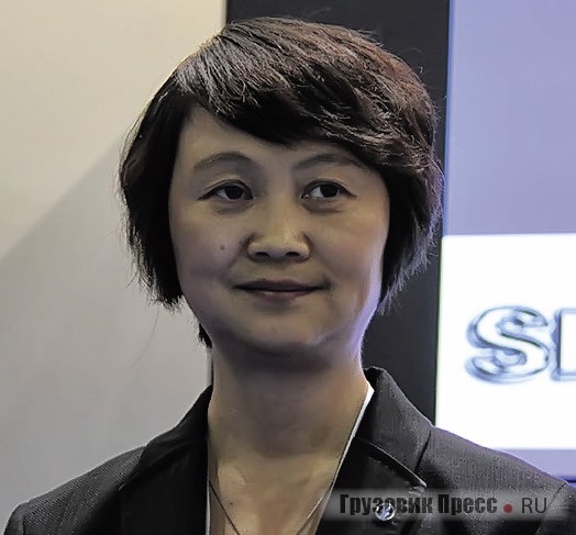 Госпожа Тун, директор по маркетингу и кадрам SHAANXI Automobile Group Co., LTD