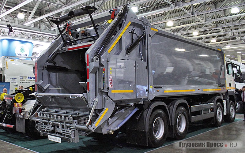 Мусоровоз мод. 78489 на шасси MAN TGS41.400 8x4 BB (39SF414) с кузовом Geesinknorba GPM IV 28H25