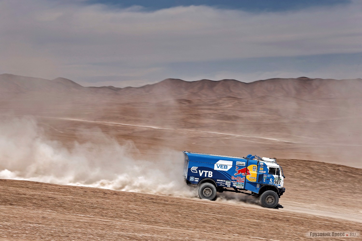Экипаж Айрата Мардеева на гонке "Dakar 2015"