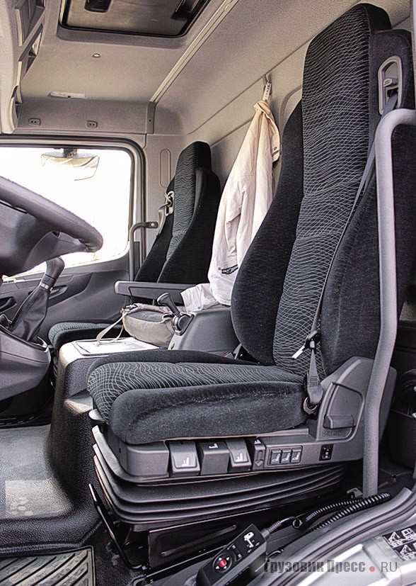Сиденье водителя: совершенству нет предела, спинку и подушку можно перемещать по отдельности