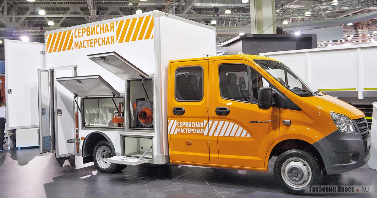 Сервисная мастерская на шасси «ГАЗель NEXT» A22R32. Технический модуль, по сути, многофункционален, так как при ширине 2513 мм и высоте в 2001 мм он позволяет и хранить массу оборудования, и свободно работать внутри