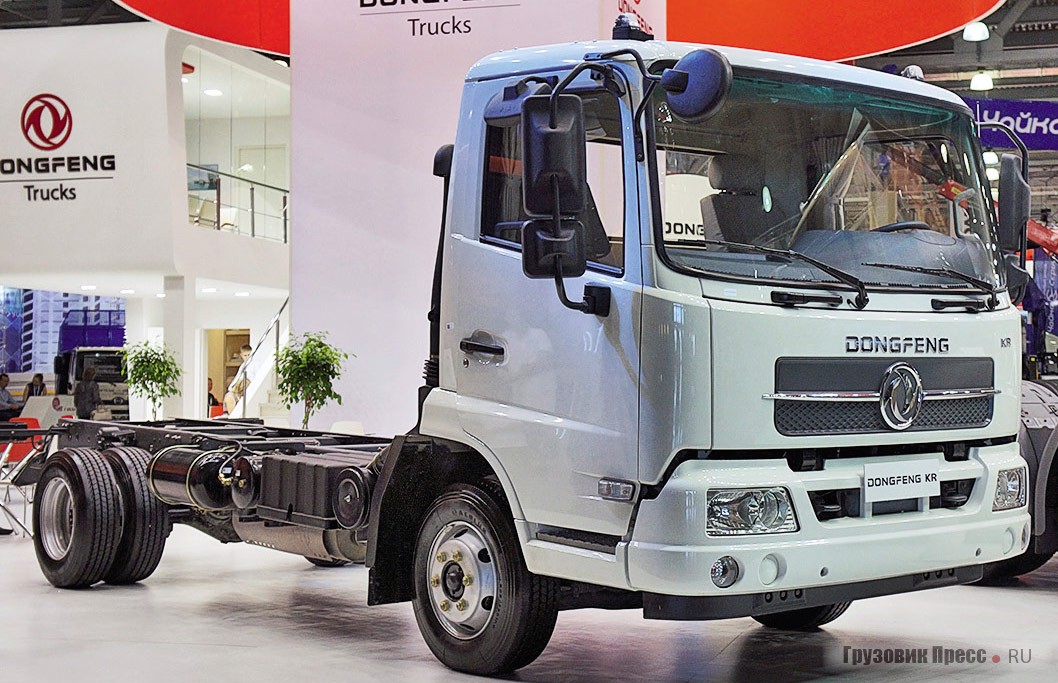 Китайский взгляд на городской 5-тонник – Dongfeng DF KR. Грузовики оснащены двигателями рабочим объёмом от 4,5 до 6,7 л, мощностью от 140 до 270 л.с.