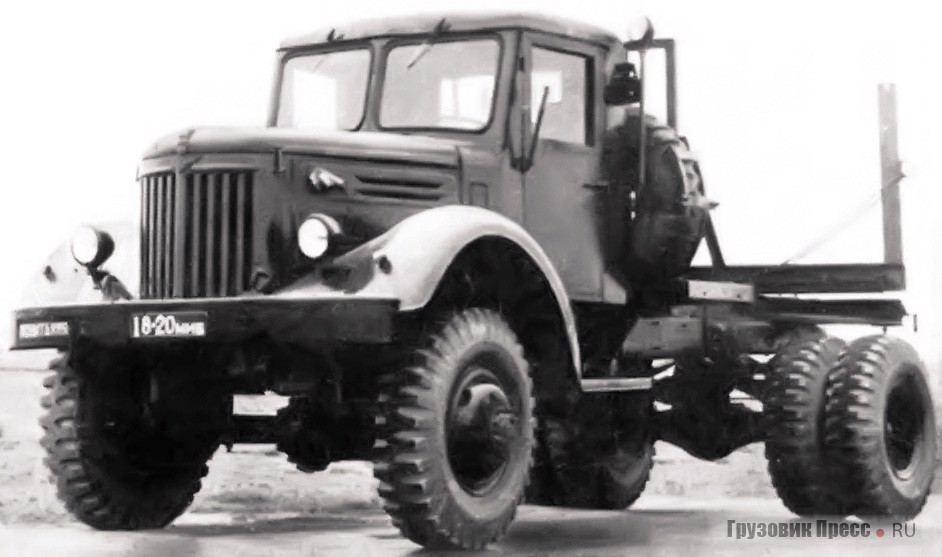 Первый советский специализированный полноприводный тягач-лесовоз МАЗ-501