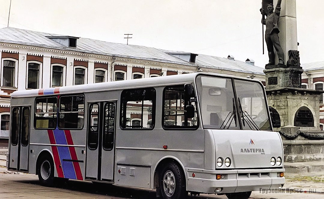 Последний автобус модели 4216 с пластиковой маской, выпущенный на АОЗТ «Альтерна»
