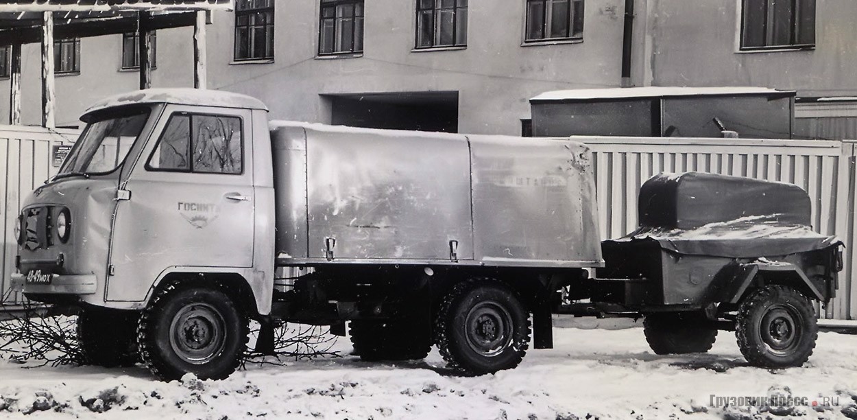 Опытная мастерская МПР-1491 на шасси УАЗ-450Д с прицепом-агрегатом АСБ-120 1965 года