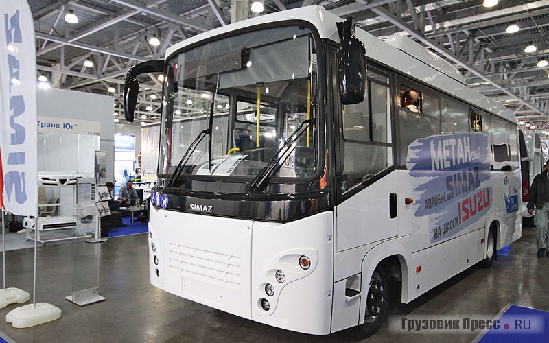 Газовый СИМАЗ-2258 CNG в Москве навыставке Comtrans`19