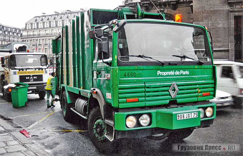 Мусоровоз Renault G220 в Париже, 1998 г. Кабины для всего «Клуба четырёх» выпускали на заводе SAVIEM в Бленвиле. Компания Renault устанавливала её на свои модели с 1979 по 2000 г.