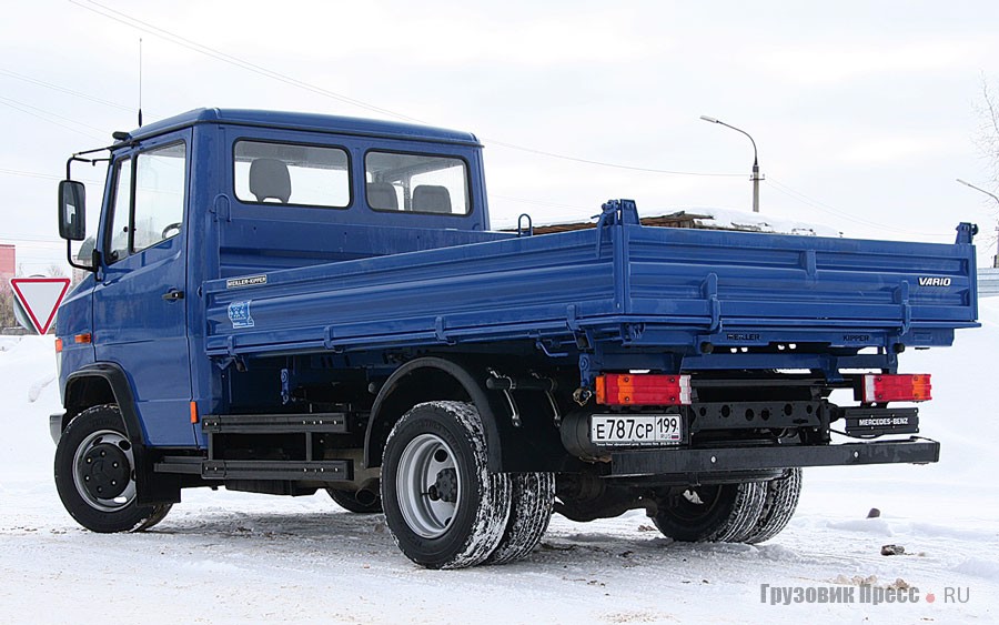 Тест-драйв самосвала Mercedes-Benz Vario 818DK, журнал «Грузовик Пресс»