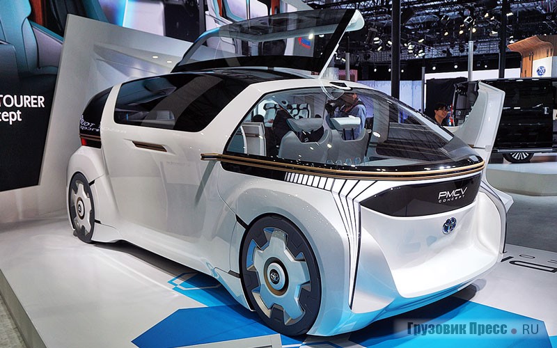 Toyota PMCV Concept и TOYOTA e-4me являются лишь попыткой рассмотреть насколько изменится форма роботизированных такси