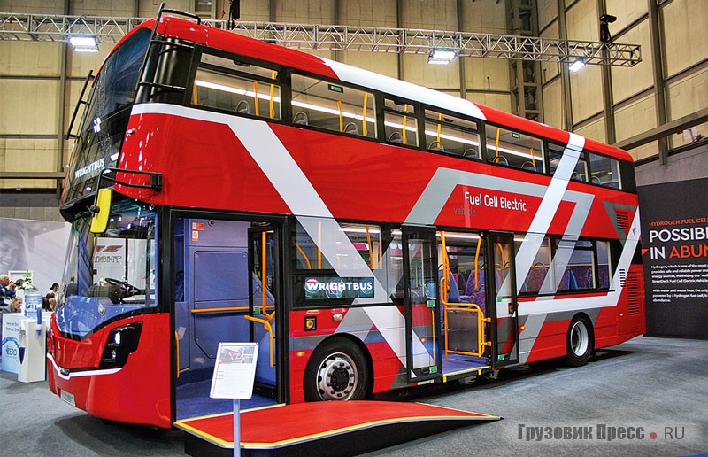 Первый в мире двухэтажный водоробус Wrightbus StreetDeck FCEV