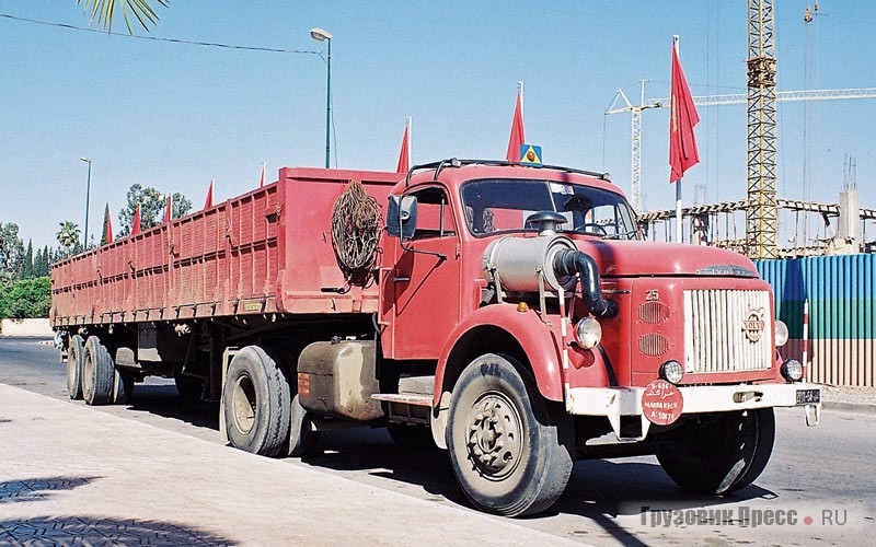 Легендарный Volvo Titan 25 даже после выхода на пенсию трудится, не щадя «движка» и покрышек. На его одометре – полста экваторов