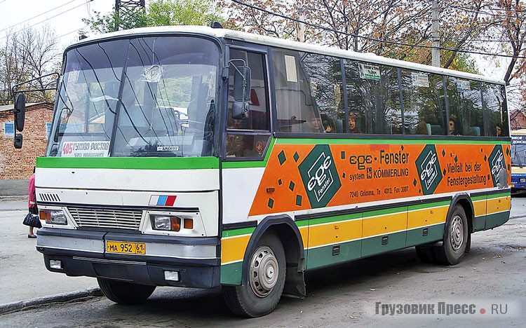 Автобус AREWA Junior 512 с германской рекламой в России. Ростов-на-Дону, 2009 г.