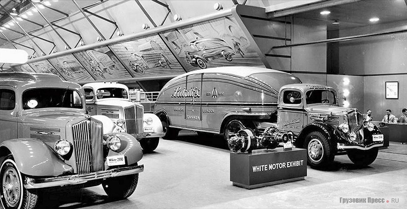 Отдел White Motor Co. на The Great Lakes Exposition 1936 г. в Кливленде оформлено панно по эскизам Сахновского, а один из главных экспонатов – первый автопоезд Сахновского для канадской пивоварни John Labatt, Ltd