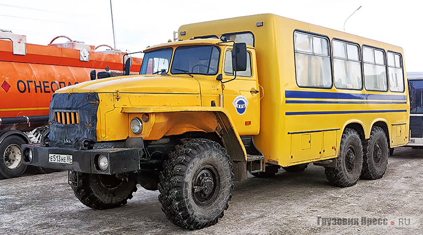 Специальный автобус курганского автобусного завода КАвЗ-42243, 2000 г.