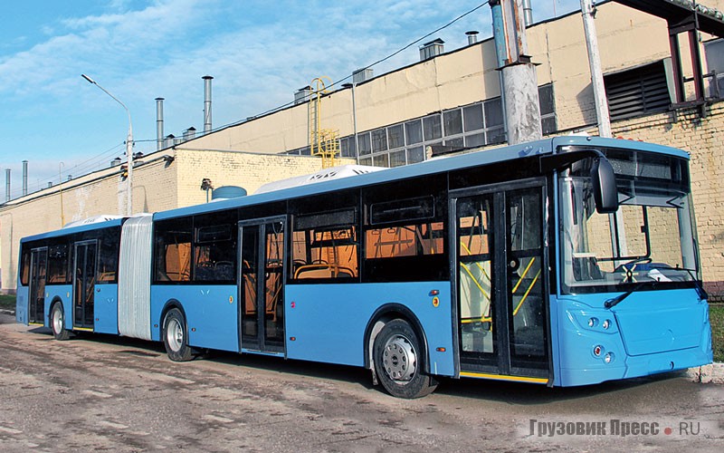 В Ликино-Дулёво производится сочленённый низкопольный автобус модели 6213 и полный комплект «одиночек», включая 15-метровые трёхосные электробусы, а также пригородные пассажирские машины для короткого межгорода и служебные ЛиАЗы