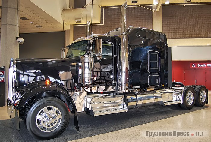 Kenworth ICON 900