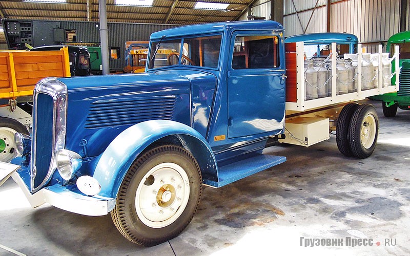 [b]Berliet Type VDAF (1936 г.в.).[/b] Грузовик оборудован 4,4-литровым 75-сильным дизельным двигателем Berliet MDF3, который французы выпускали по лицензии британской компании Ricardo. В конструкции появились нововведения: в паре с мотором использовалась 5-ступенчатая механическая трансмиссия, коленвал имел опорный контур из 5 подшипников и применялся ведущий мост Gleason. Полезная нагрузка Berliet VDAF – 3500 кг. Максимальная скорость автомобиля – 75 км/ч. Развозной грузовик выпускался на заводе Венисье (пригород Лиона) с 1933 по 1938 год и предлагался в бензиновой и дизельной версиях. Всего было произведено около 400 экземпляров