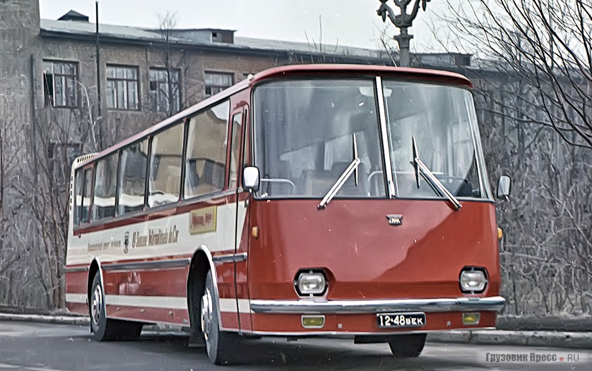 Новая модель [b]«Украина-Люкс»[/b], которая участвовала в Международном туристском ралли в 1969 г.
