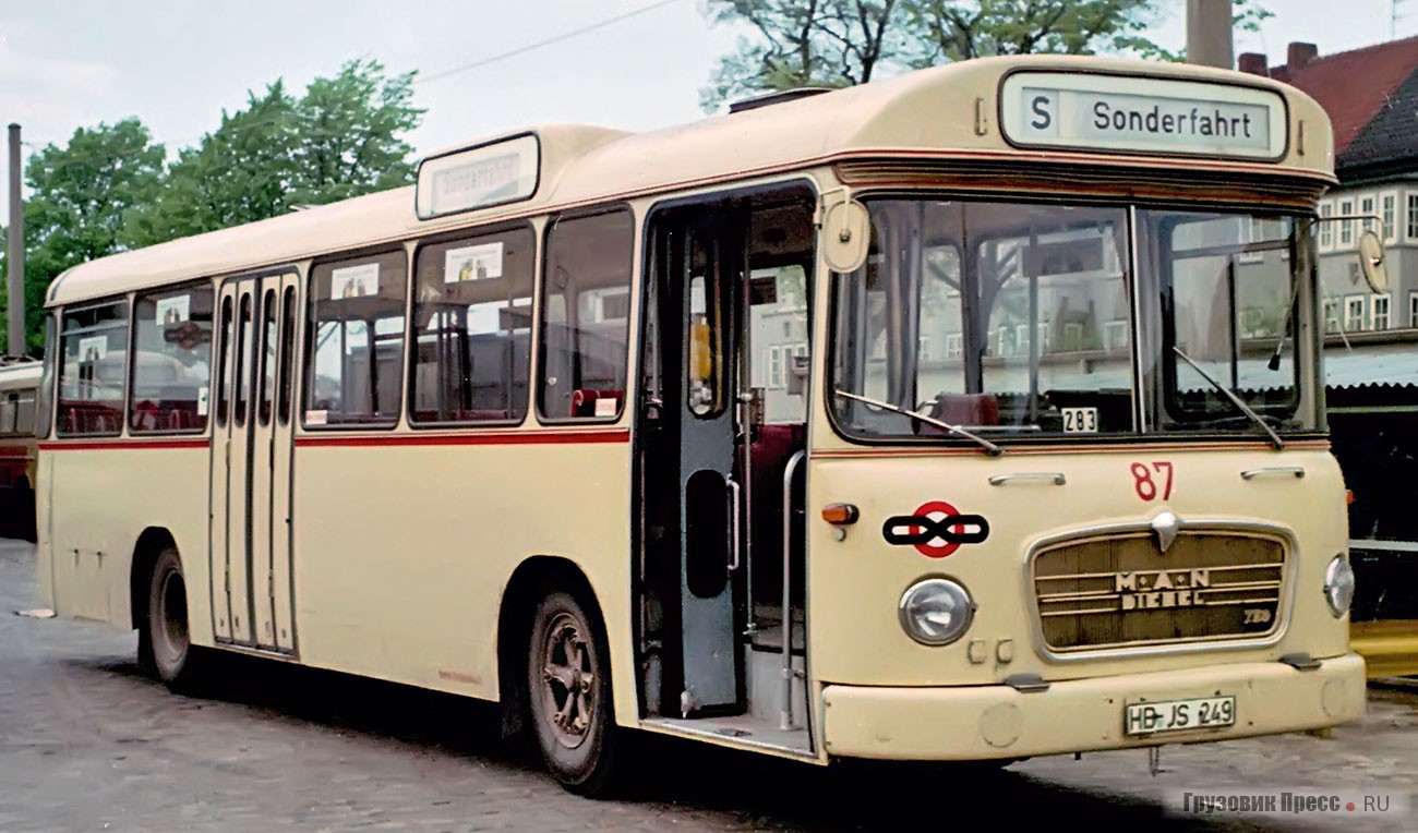 Городской автобус [b]MAN 750 HO[/b], принадлежавший компании Bremer Straßenbahn AG, Бремен