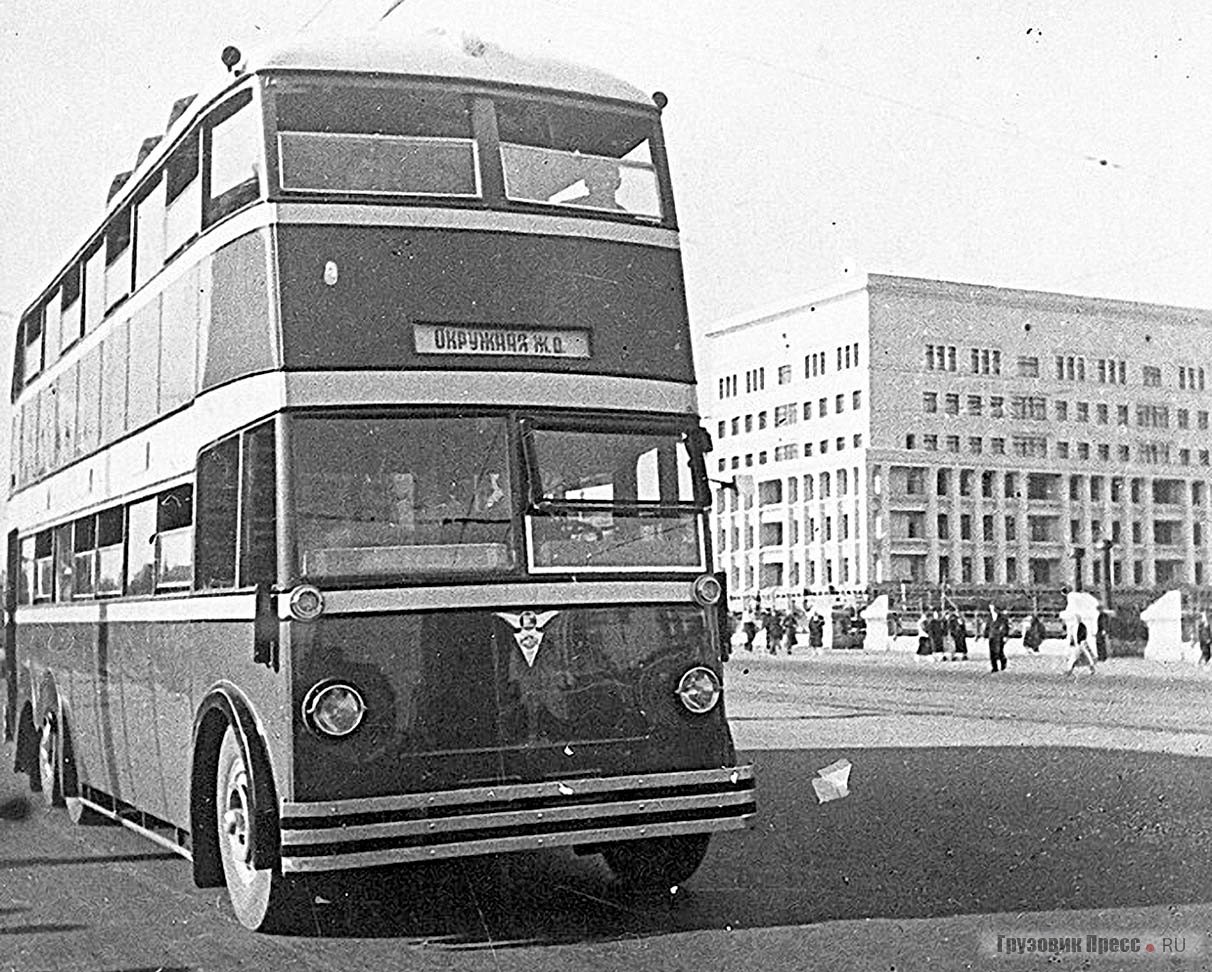 Во время испытаний AEC 664T, сентябрь 1937 г.