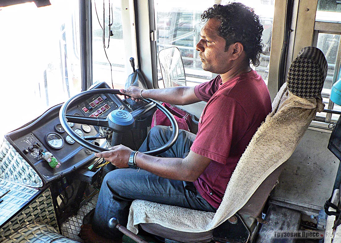 Водители автобусов на Шри-Ланке объединены в профсоюз