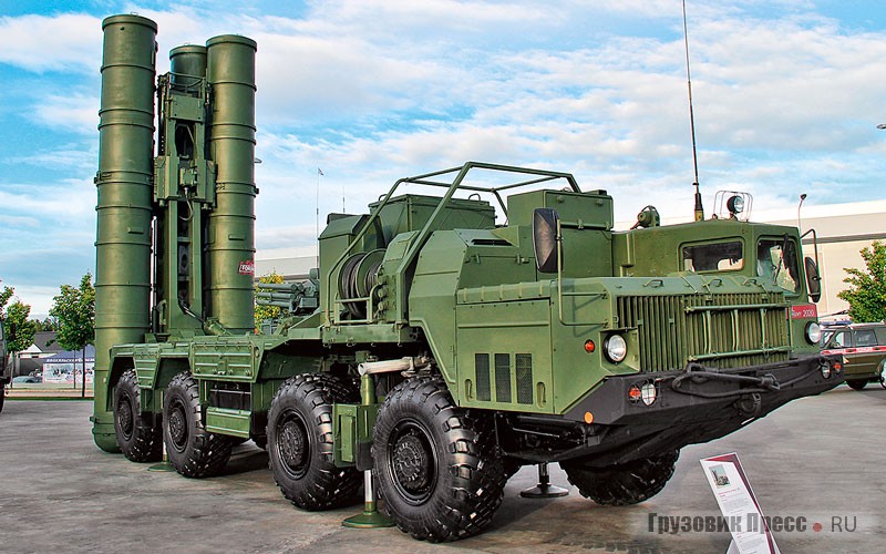 Пусковая установка 5П85СМ2-01 (шасси МЗКТ-543М) из состава зенитно-ракетной системы С-400 «Триумфатор»