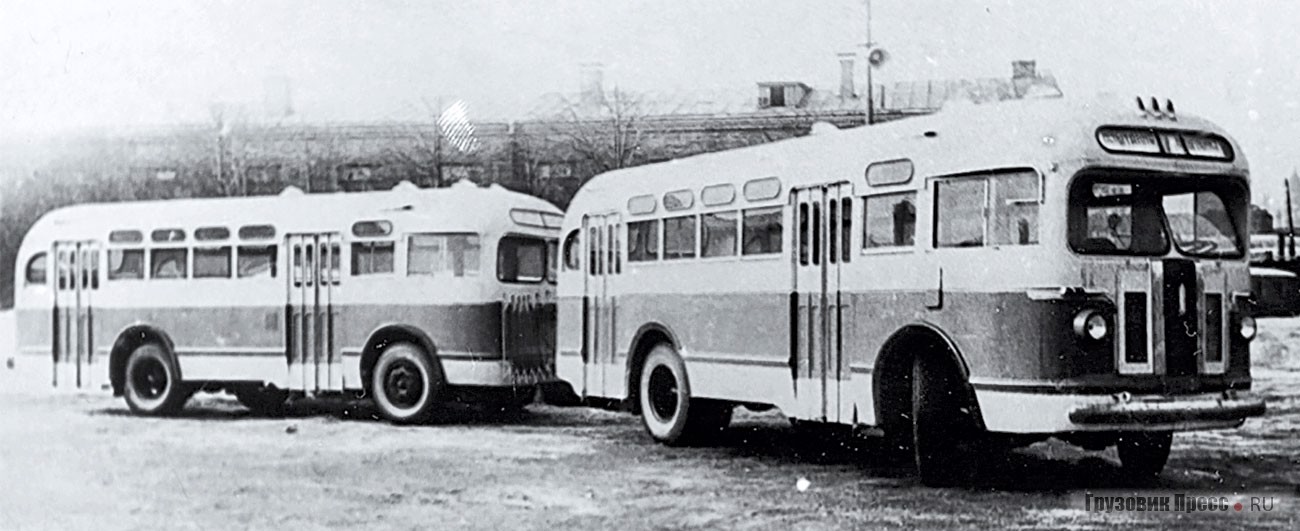 Автобусный поезд ЗИС-155 (тягач) + ЗИС-155 (прицеп). 1960 г.