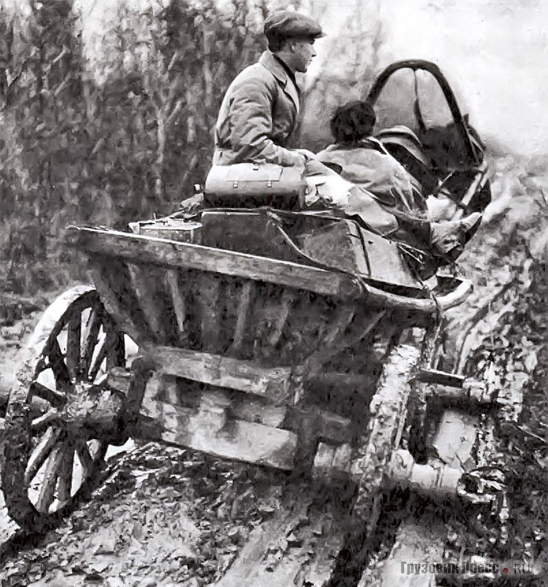 «Первая кинопередвижка», – известная фотография Бориса Игнатовича 1928–1929 гг. На снимке мы видим киномеханика на телеге в пути к отдалённой от цивилизации деревне