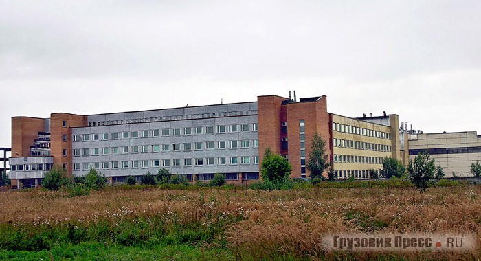 Производственные корпуса Родниковского машиностроительного завода впечатляют своей монументальностью