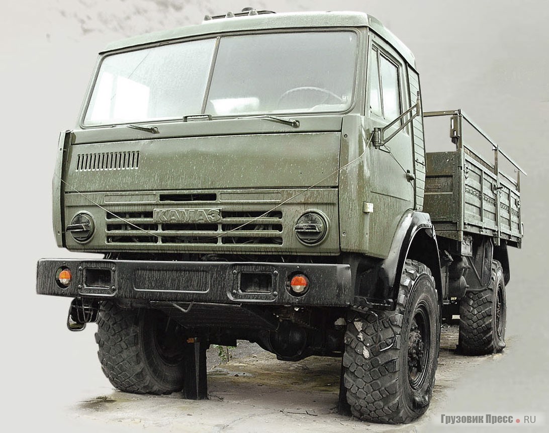 Автомобили «КамАЗ Мустанг» начали разрабатывать в конце 1980-х годов. А в начале 1990-х опытные экземпляры КамАЗ-4350 и КамАЗ-5350 уже проходили всесторонние испытания