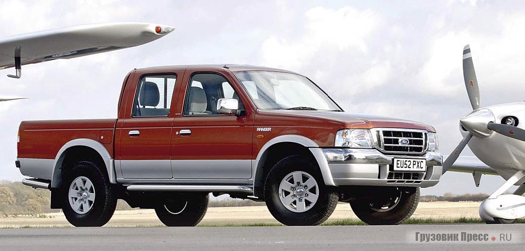 Ford Ranger предлагают в двух модификациях, но в любом случае – с двухрядной кабиной и дизелем под капотом