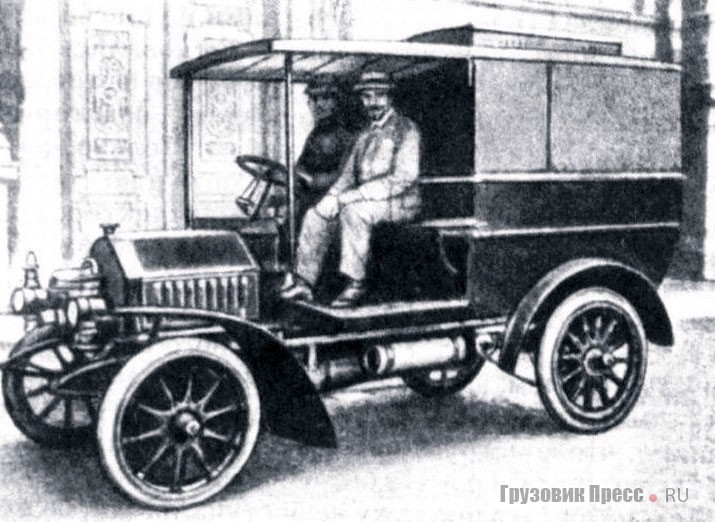 Один из последних грузовых «Лесснеров». Фургон для Тюремного ведомства (1908 г.) – он же, вероятно, первый российский «Черный ворон». Но неизвестно, был ли этот «ворон« черным? Возможно, нет
