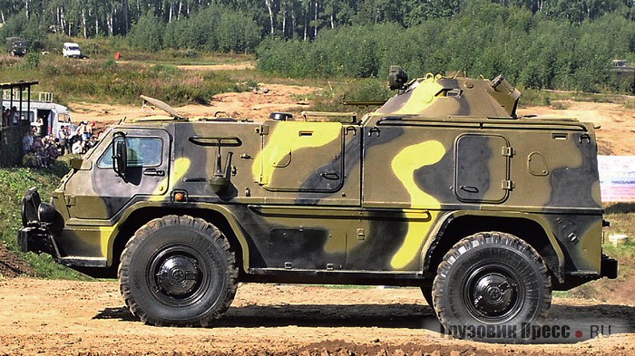 Автомобили ГАЗ-39371 «Водник» были разработаны по заказу МО РФ и положили начало новому поколению военных автомобилей с кузовами модульной конструкции
