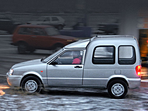 Фургон Soyat Unique Van NJ6400