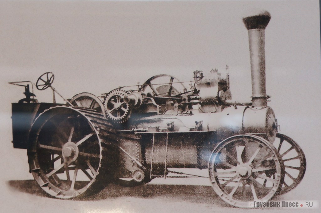 Паровой трактор франко-венгерского общества, 1885 год.