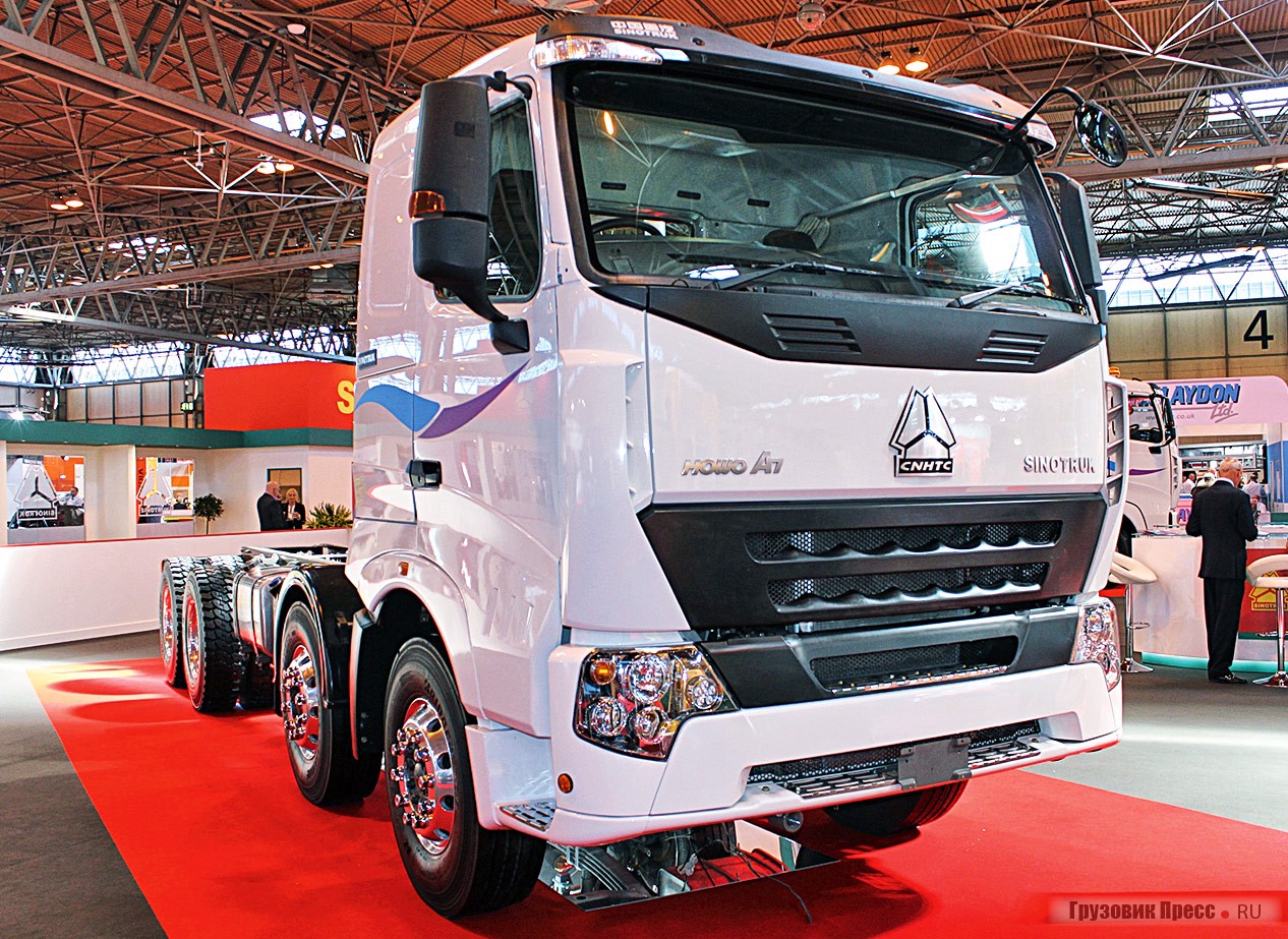 Седельный тягач [b]Sinotruk[/b] Howo A7 (8х4)