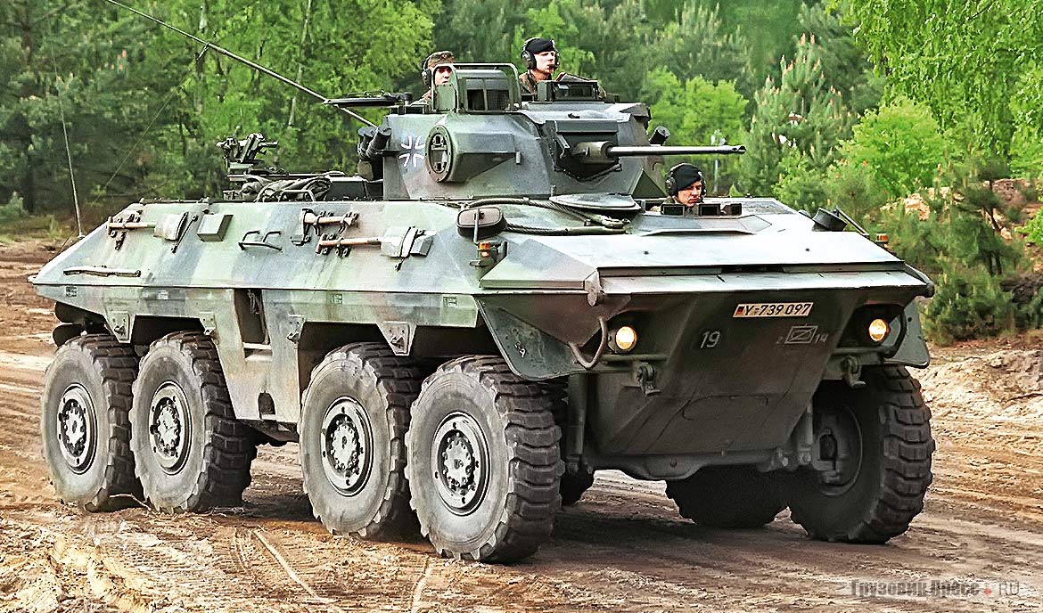 Spahpanzer Luchs компании Daimler-Benz AG