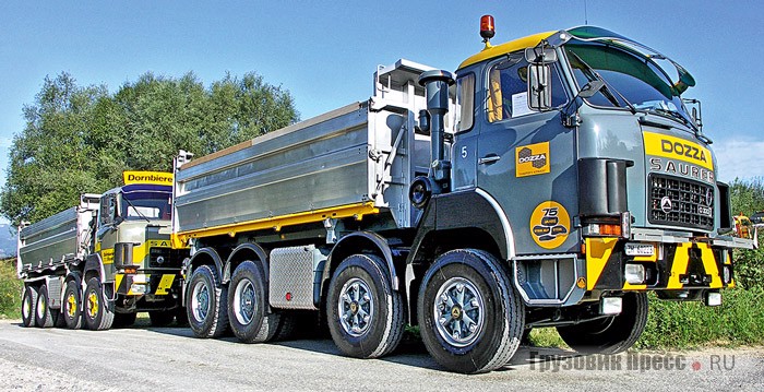 Есть что-то в [b]Saurer D330[/b], что сразу производит сильное впечатление. Это представитель семейства с новыми кабинами, запущенного в производство в 1973 г. В него входили как модели с кабиной над двигателем (обозначаемые литерой F), так и капотные (с литерой K) полной массой 15,5–28 т. Теперь уже бесповоротно все дизели оснащали турбонагнетателями. Последний автомобиль, Saurer D330DF 8х4, сошёл с конвейера 8 декабря 1983 г.