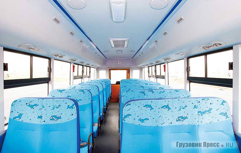 Салон Yutong ZK6789DX