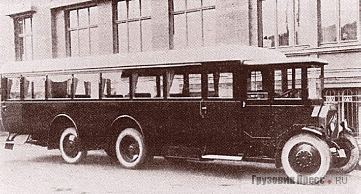 Aвтобус Vomag C 3 A полувагонной компоновки с колесной формулой 6x2/4. 1924 г.
