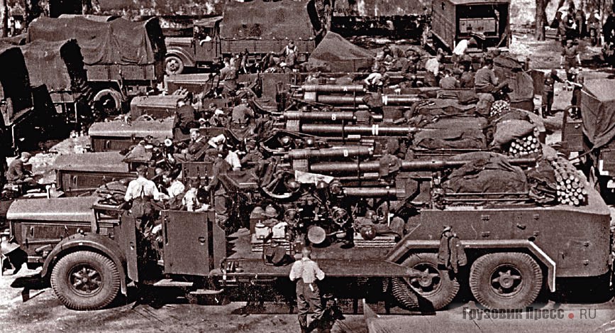 Самоходная зенитная установка – 88-мм орудие установлено на шасси грузовика Vomag 7 OR 660. Восточный фронт, август 1941 г.