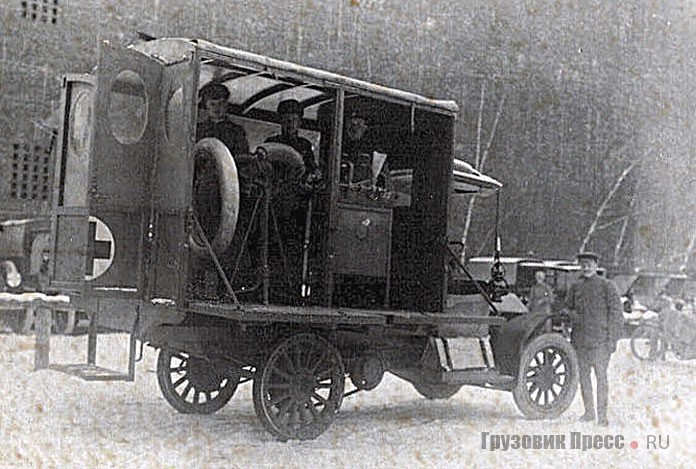 Автомобиль-мастерская санитарно-автомобильного транспорта. Предположительно Benz-Lessner. 1914 г.