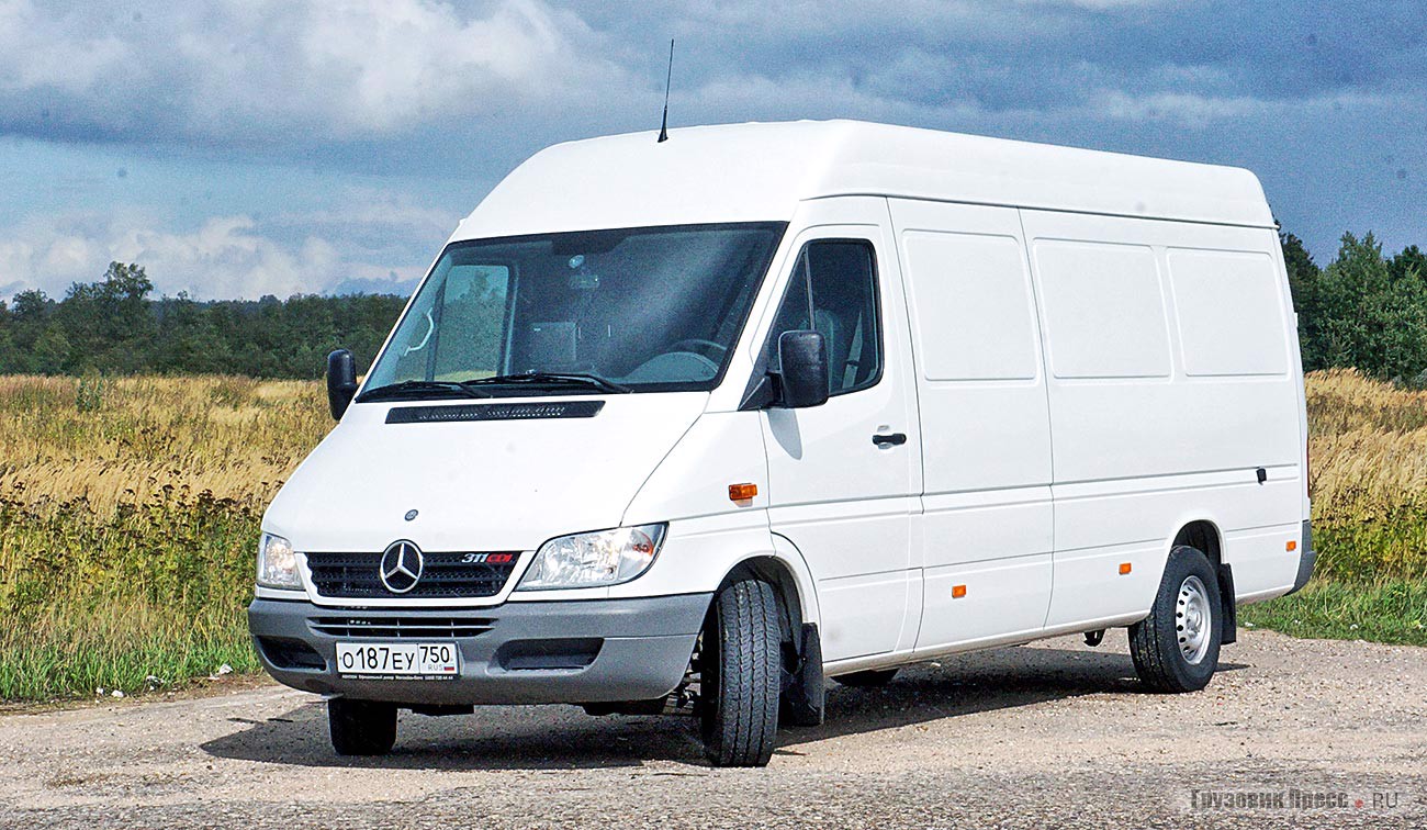 [b]Mercedes-Benz Sprinter Classic 311 Cdi A3[/b] (см. «ГП» № 1, 2015 г.)